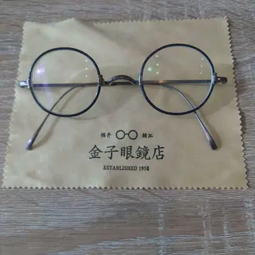 금자안경점 라운드형 안경