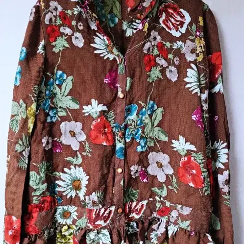 BCBG 실크 프릴블라우스 폴1352