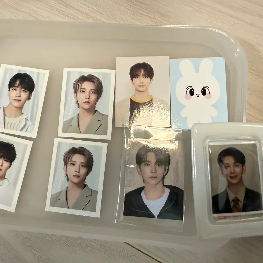세븐틴 윤정한 조슈아 증명사진 공식 (비더썬 시그 등)