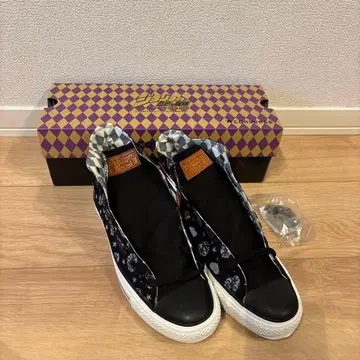 CONVERSE 죠죠의 기묘한 모험 팬텀 브래드 스니커즈