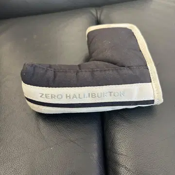 ZERO HALLIBURTON 퍼터용 골프헤드커버 블랙