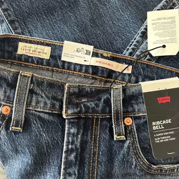 새상품 Levi's RIBCAGE BELL 하이웨스트 플레어 W26 L30