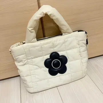 MARY QUANT 백