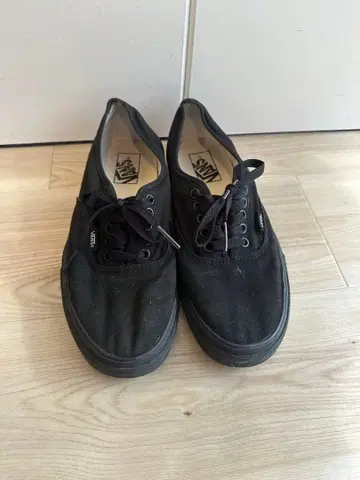 VANS Authentic Black 스니커즈 26cm