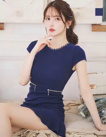 Jewels 네이비 반팔 드레스 S 사이즈