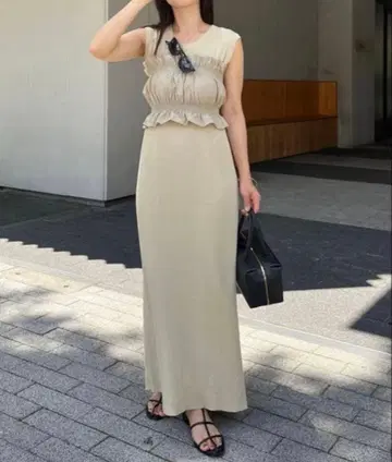 카프리슈 마쥬 뷔스티에 SET 라메 원피스 롱 원피스 PS 사이즈