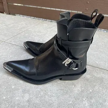 새상품급 H&M 파코 라반 가죽 하네스 부츠 블랙