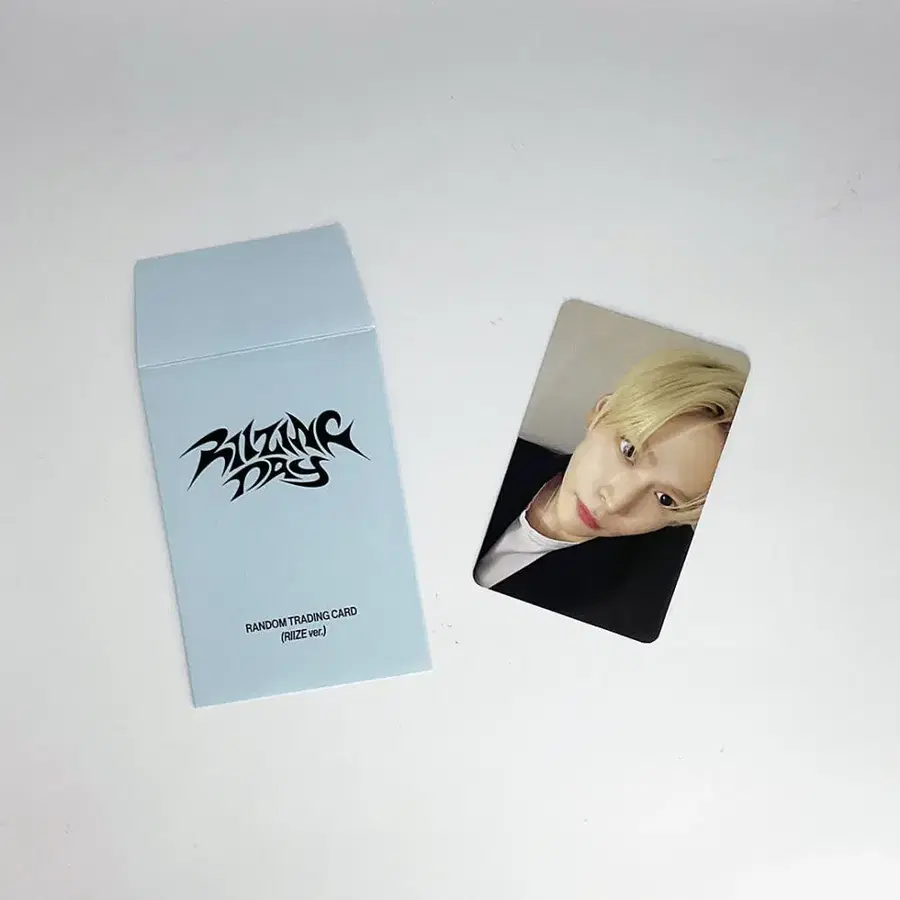 라이즈 은석 2024 팬콘 라이징데이 라이즈 버전 포토카드 2 RIIZE EUNSEOK 2024 FANCON RIIZING DAY RIIZE ver PHOTO CARD 2