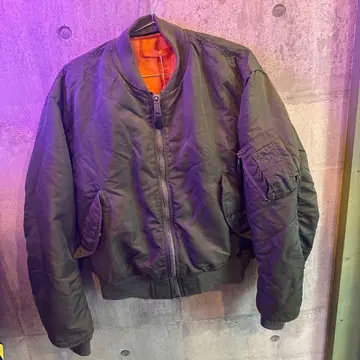 ALPHA INDUSTRIES MA-1 플라이트 자켓 USA제