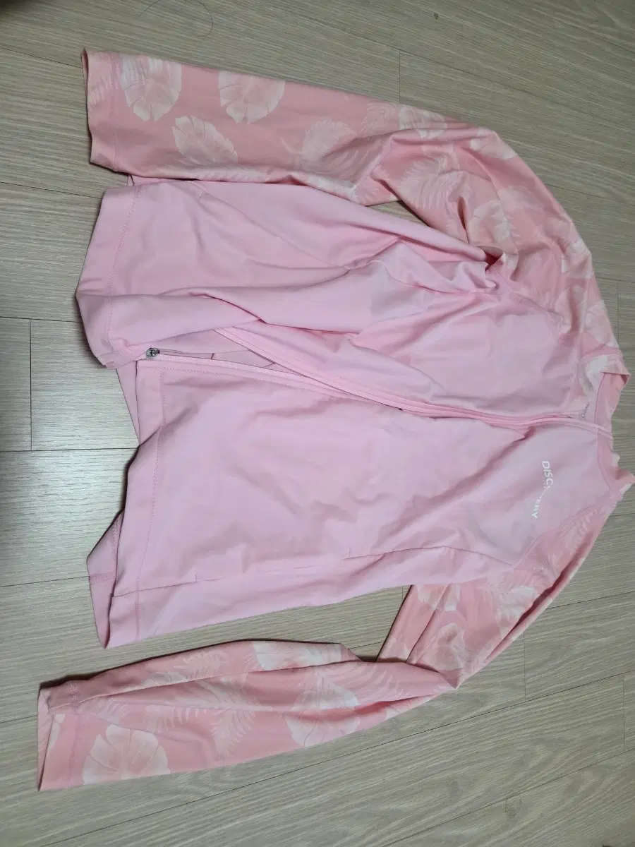 디스커버리 래쉬가드 핑크