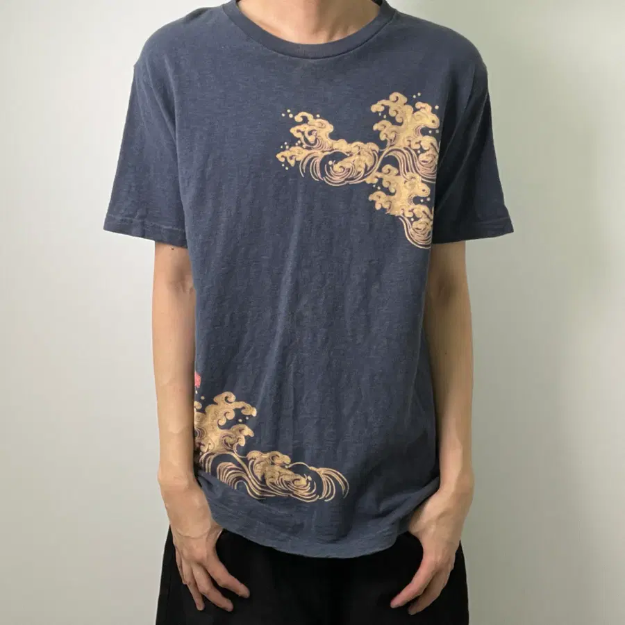 jpn vtg 일본 빈티지 네이비 오리엔탈 그래픽 반팔 티셔츠 L