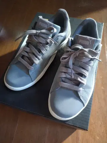 PUMA 로우컷 스니커즈 그레이