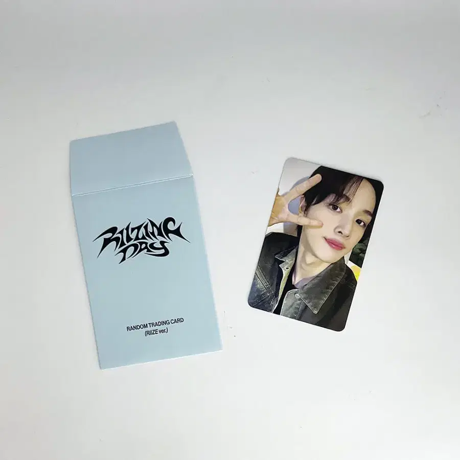 라이즈 성찬 2024 팬콘 라이징데이 라이즈 버전 포토카드 1 RIIZE SUNGCHAN 2024 FANCON RIIZING DAY RIIZE ver PHOTO CARD 1