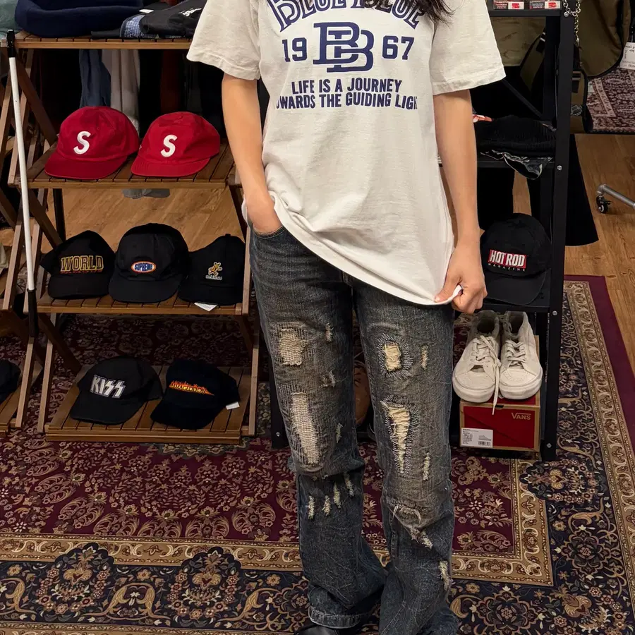 블루블루 반팔 티셔츠
