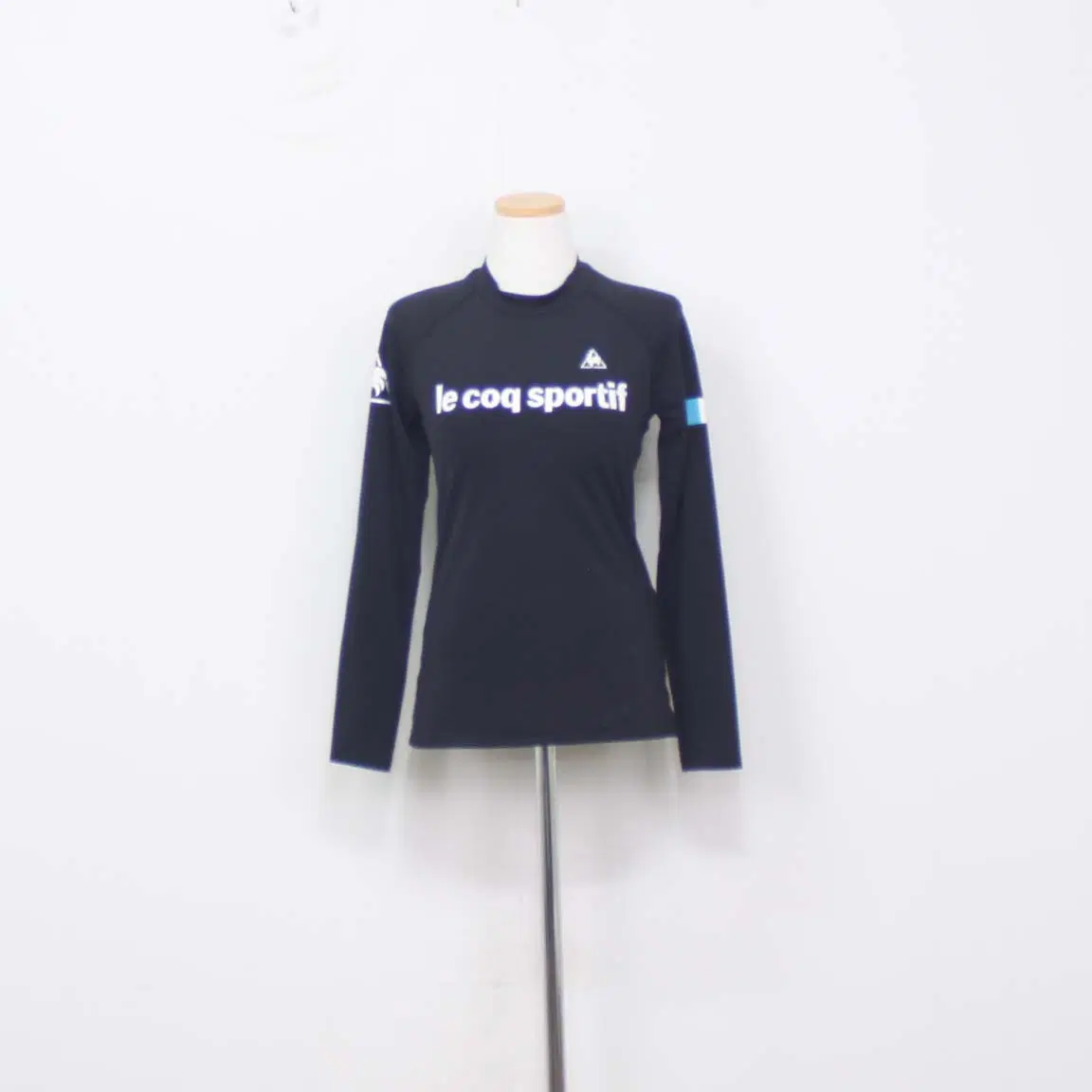 [정품] 르꼬끄 스포르티브(LE COQ SPORTIF) 여성 래쉬가드 M(90) 정인샵
