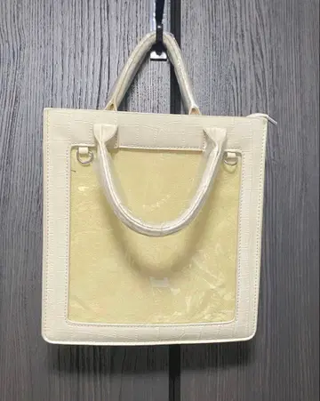 이타백 이타백 악어 무늬 크림색