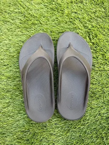 OOFOS OOriginal 리커버리 샌들 블랙
