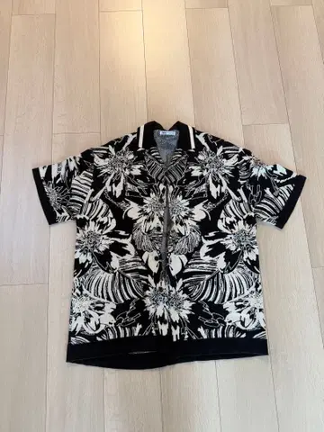 ZARA 반팔 셔츠 사이즈: S