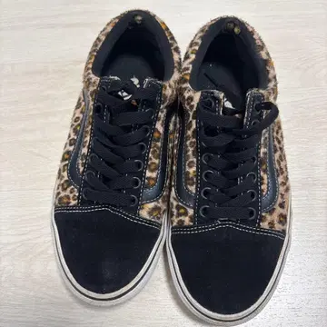 레오파드 무늬 스니커즈 올드스쿨 23.5cm