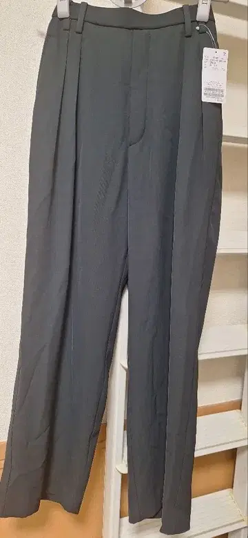 베이크루즈 EASY DRAPE PANTS 036