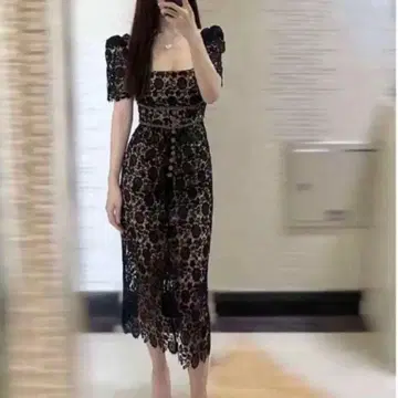 [컨디션 최상] 셀프포트레이트 전체 레이스 스퀘어넥 타이트 원피스