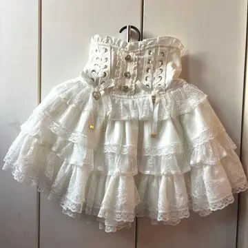 LIZLISA 티어드 프릴 치마바지 화이트