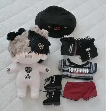 무속성 봉제 인형 20cm + 아웃핏