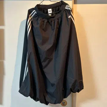 새상품 adidas 롱 스커트 L 블랙