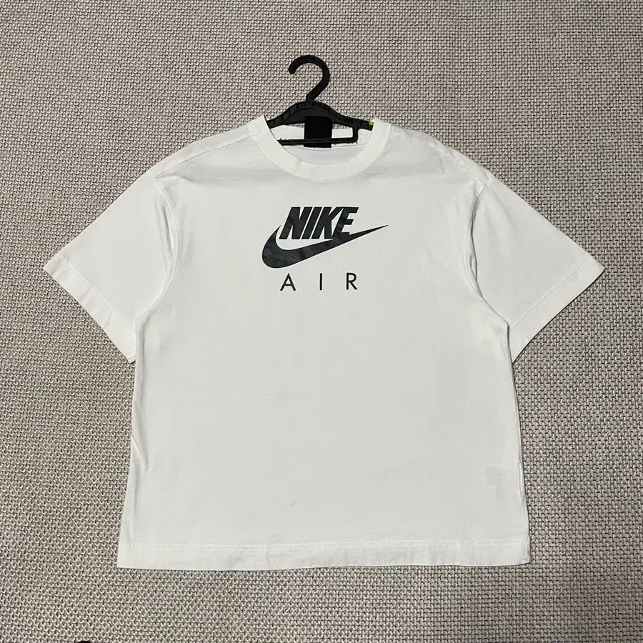 S 나이키 AIR 라운드 반팔티 B.8061