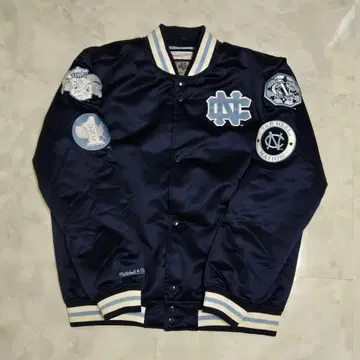 Mitchell & Ness UNC 새틴 자켓