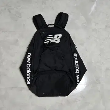 New Balance 백팩 블랙