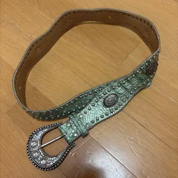 큐빅 스터드 벨트 그린 y2k