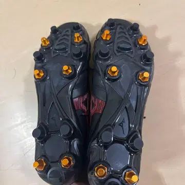 MIZUNO 축구 스파이크 블랙 레드