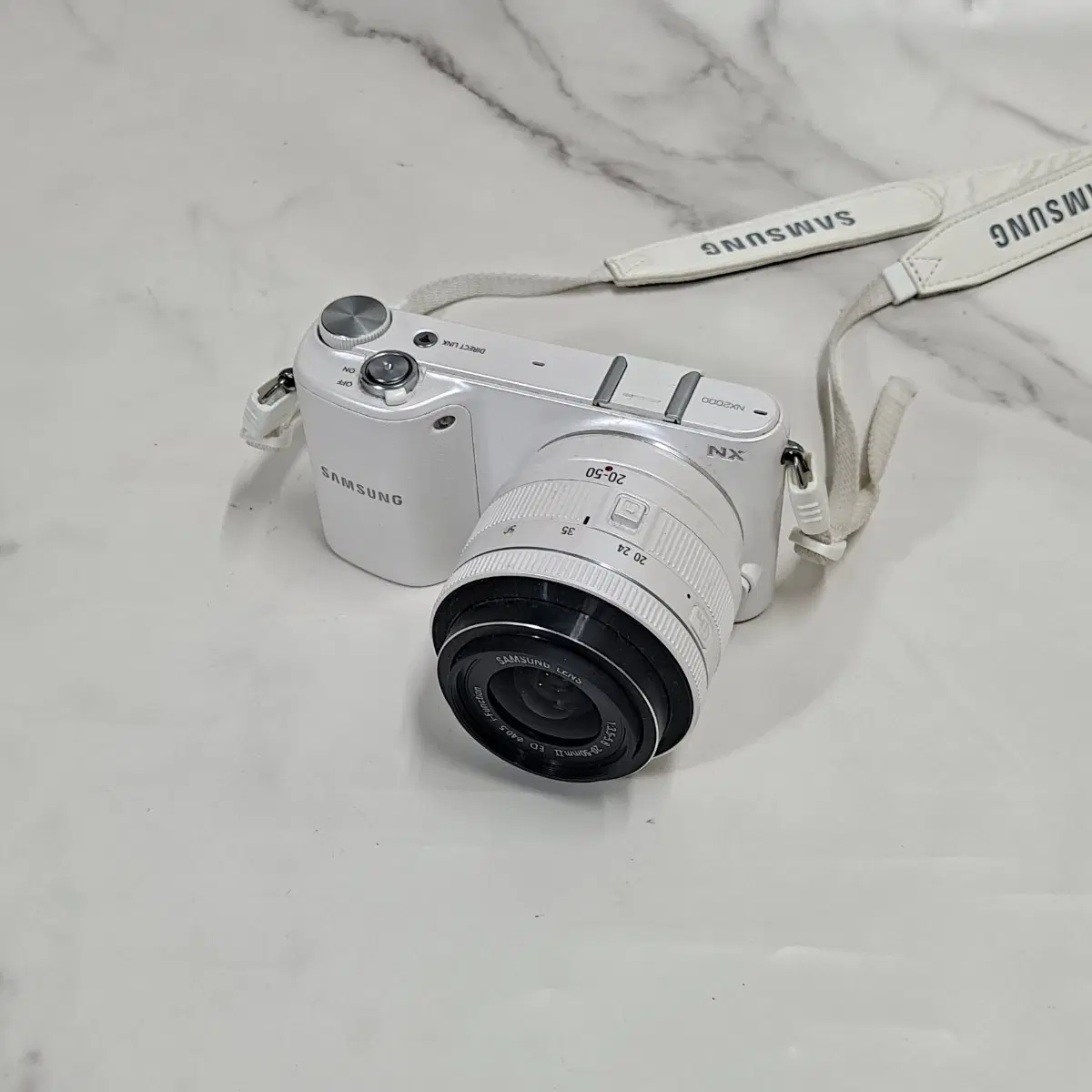 상태A 삼성 미러리스 NX2000 /20-50mm 렌즈
