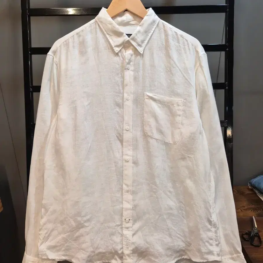 [L] 클럽모나코 Club Monaco 퓨어린넨 슬림핏 셔츠 3.5