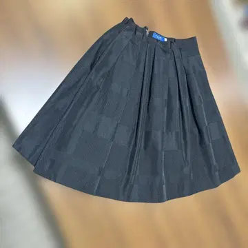 BLUE LABEL CRESTBRIDGE 플리츠 스커트 블랙 36