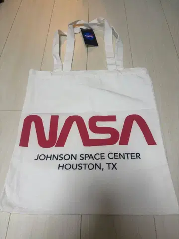 NASA 존슨 우주 센터 한정판 토트백 화이트 휴스턴