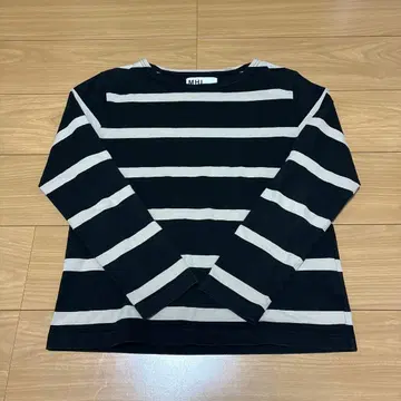 MHL. 마가렛호웰 블랙 베이지 보더 긴팔 티셔츠