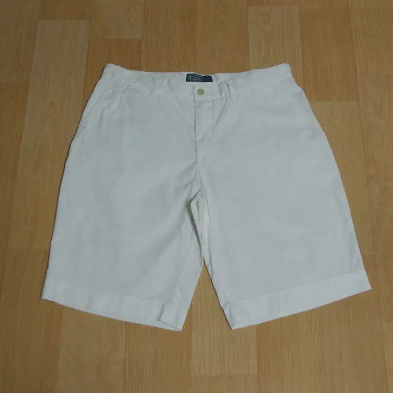 폴로 반바지 32