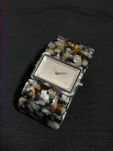 NIXON VEGA Watercolor acetate