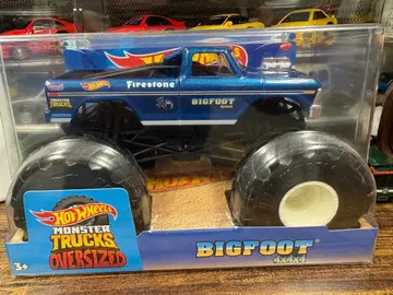 Hot Wheels Monster Trucks BIGFOOT 4x4