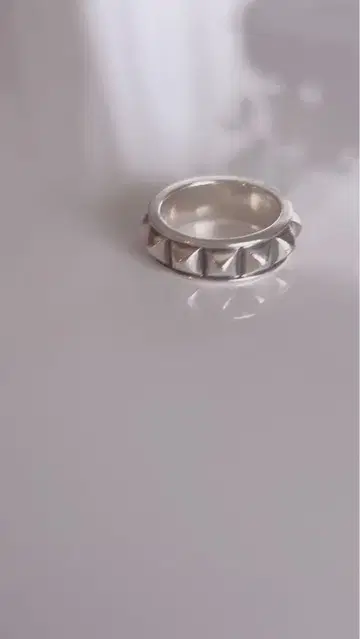 쥬에테 젠더리스 스터드 반지 10호