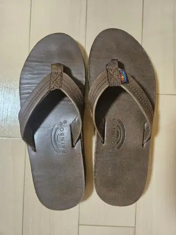 RAINBOW SANDALS 가죽 샌들 브라운