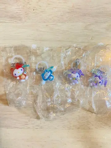 케로케로 파티 메지루시 액세서리 키티 쿠로미 시나모롤