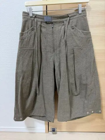 JIAN YE 24SS HALF PT -KHAKI-