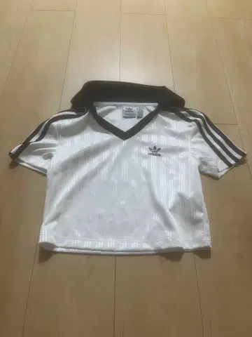 adidas Originals 크롭 피케 셔츠