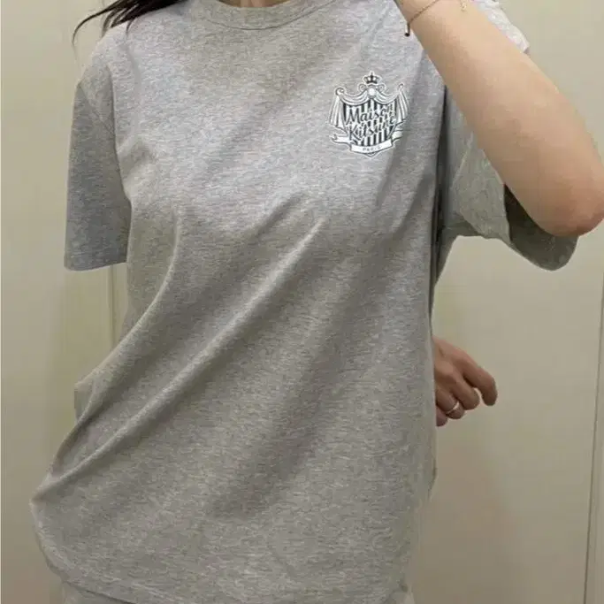 메종키츠네 크레스트 레귤러핏 반팔 티셔츠 UNISEX