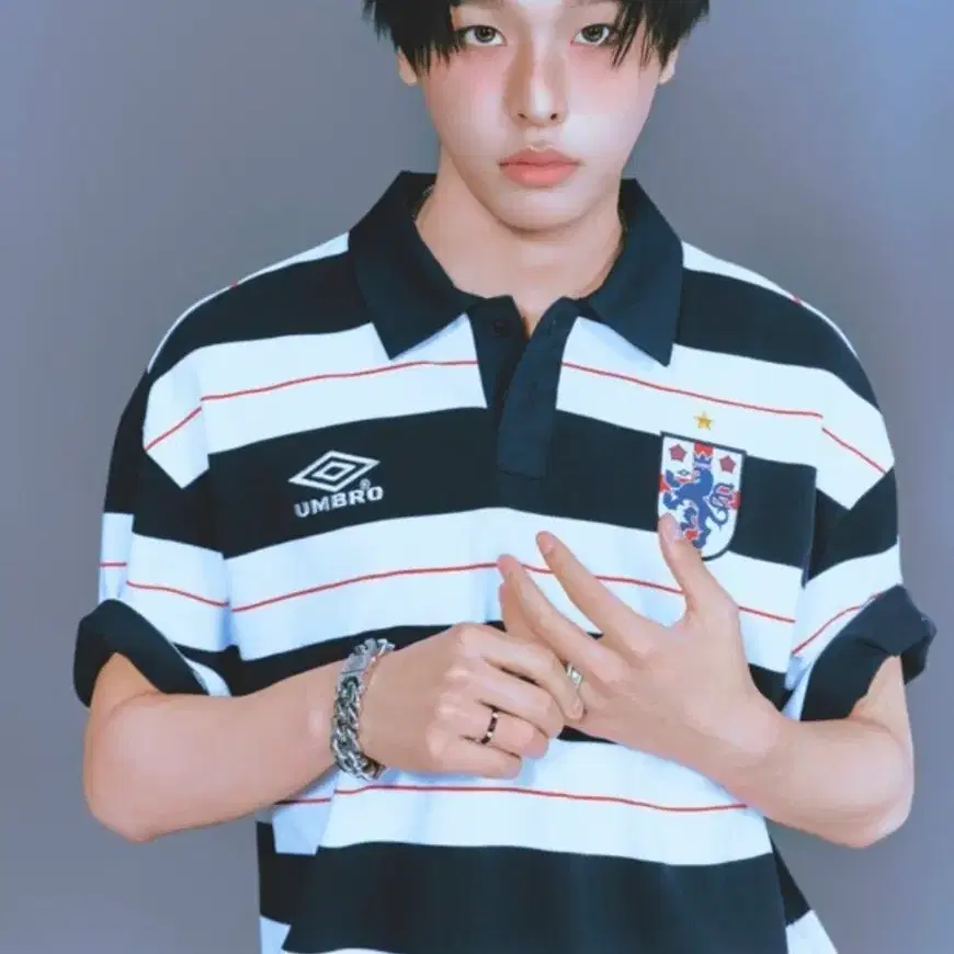 엄브로 UMBRO HBL 스트라이프 럭비 피케 반팔 티셔츠 / SWEETCORN