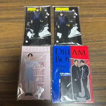 키쿠치 후마 아크릴 스탠드 묶음 판매