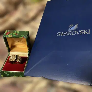 SWAROVSKI 파베 스톤 골드톤 반지